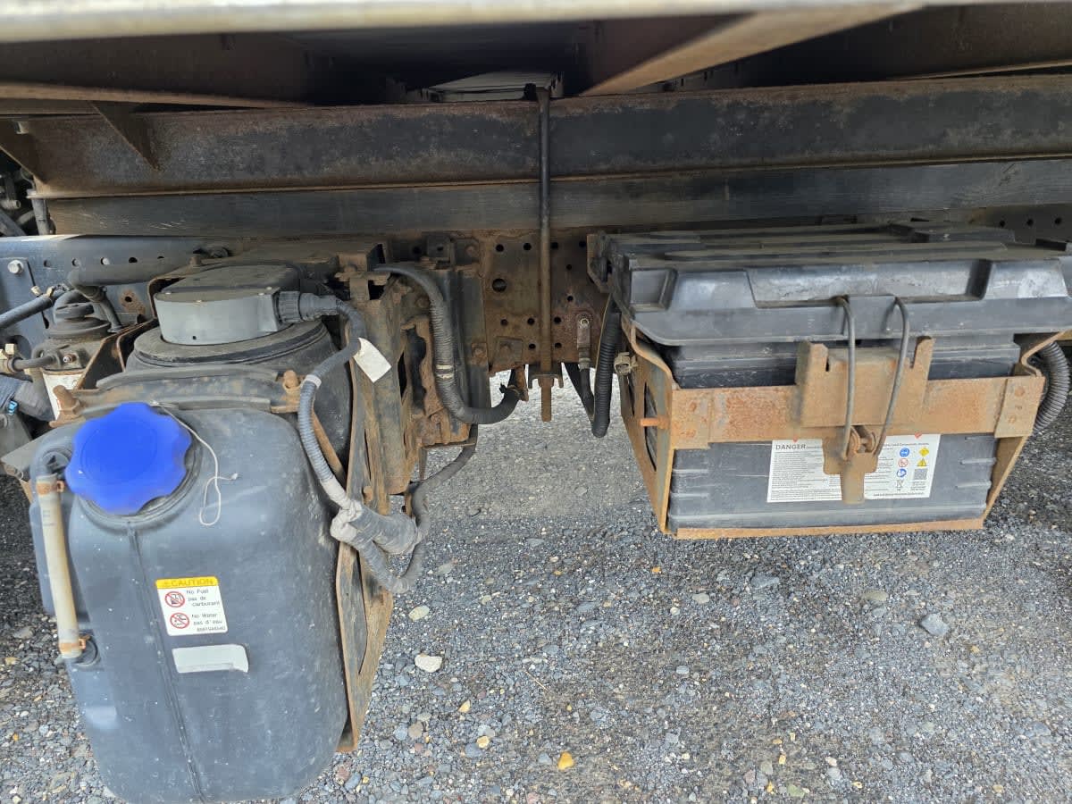 2014 Isuzu NQR 556034