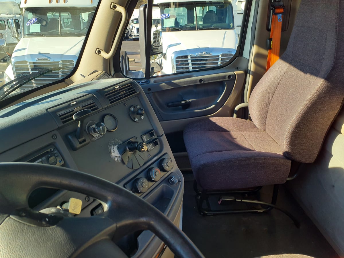 2014 Freightliner/Mercedes CASCADIA 125 556461