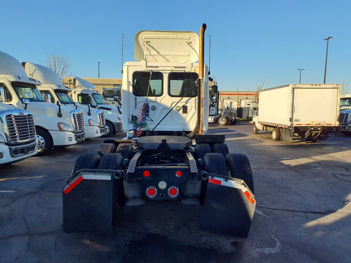 2014 Freightliner/Mercedes CASCADIA 125 556467