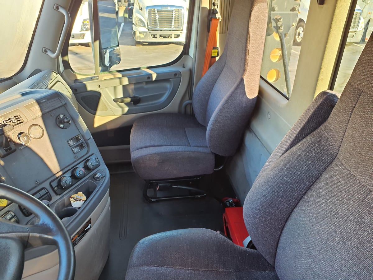 2014 Freightliner/Mercedes CASCADIA 125 556467