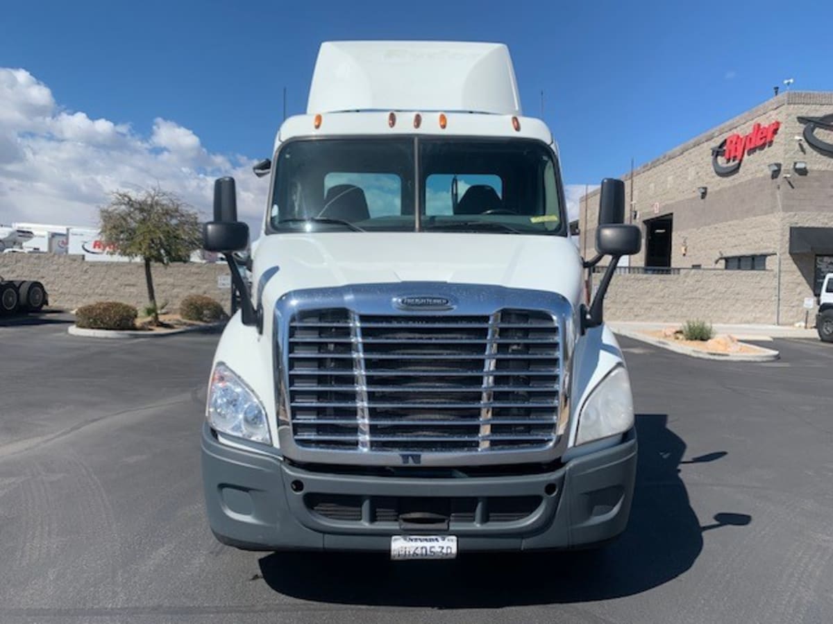 2015 Freightliner/Mercedes CASCADIA 113 556482