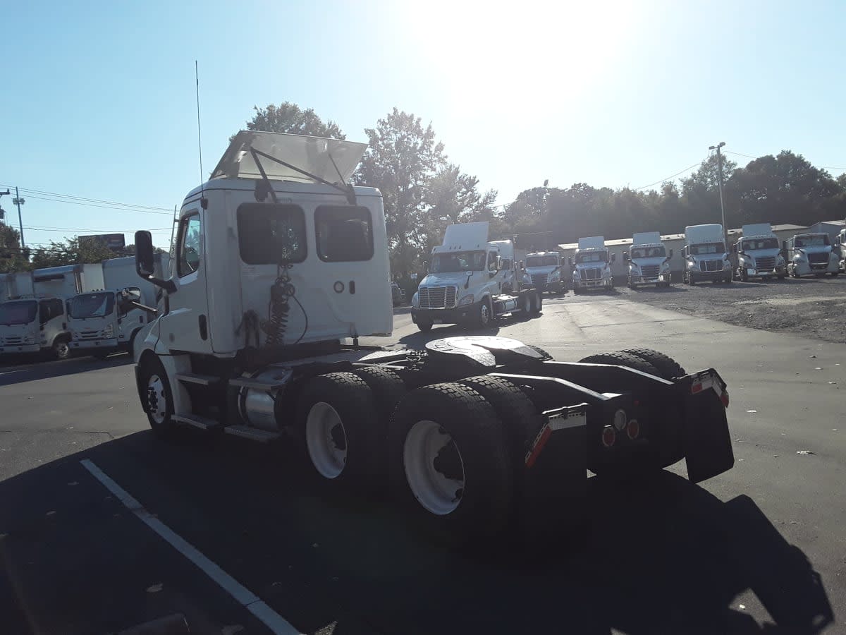 2022 Freightliner/Mercedes NEW CASCADIA PX12664 557208