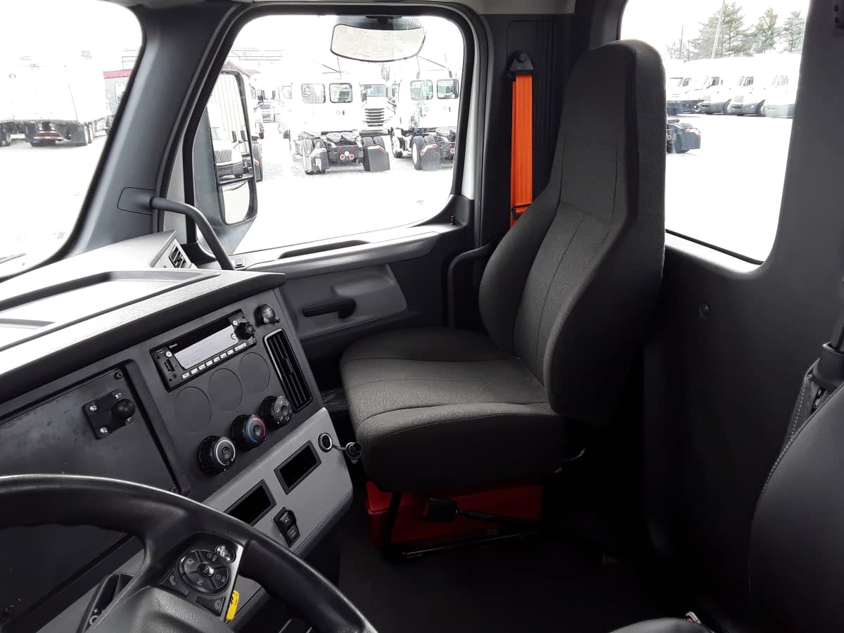 2022 Freightliner/Mercedes CASCADIA PX12642ST 557822