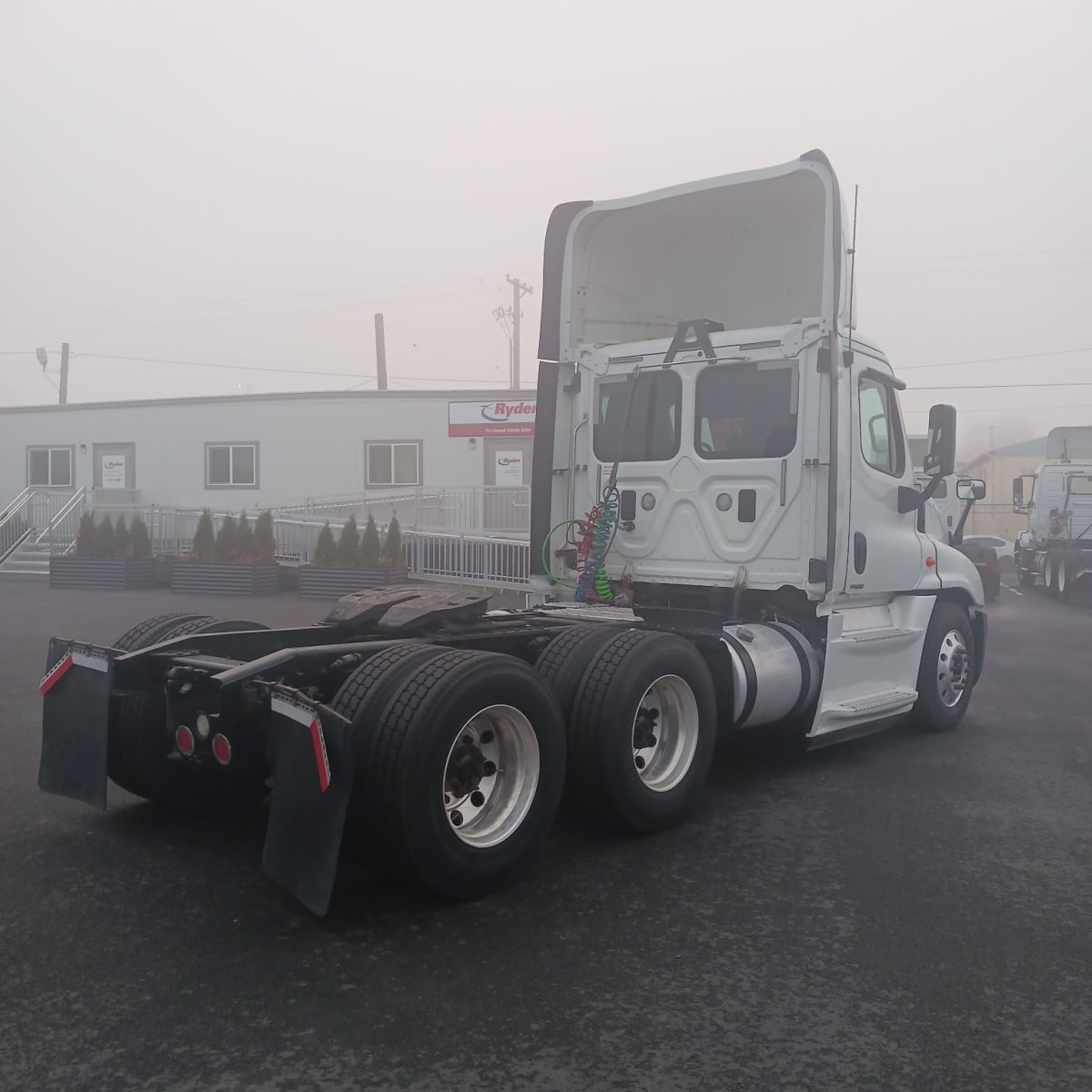 2015 Freightliner/Mercedes CASCADIA 125 559882