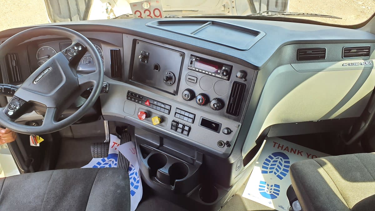 2022 Freightliner/Mercedes NEW CASCADIA PX12664 560196