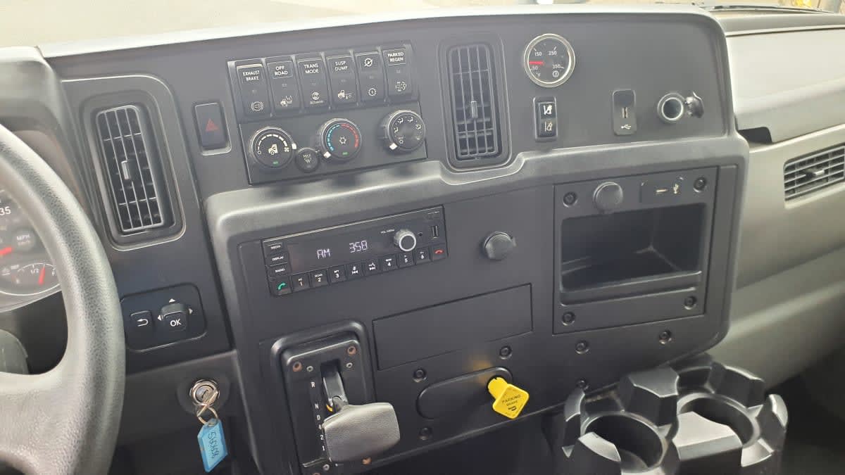 2023 Navistar International MV607 (4X2) 560608
