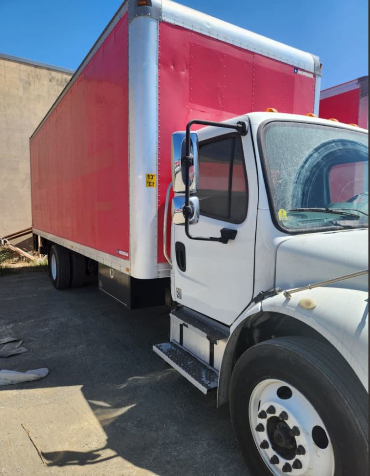 2014 Freightliner/Mercedes M2 106 562100