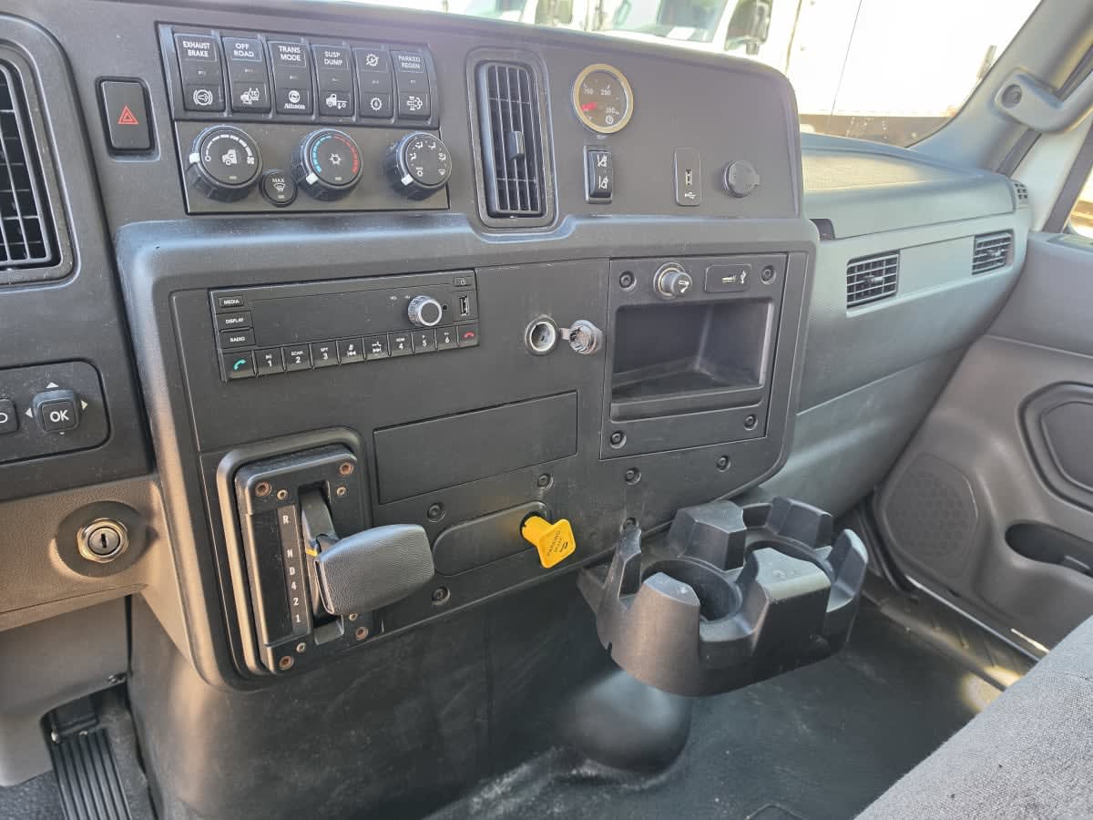 2023 Navistar International MV607 (4X2) 562231