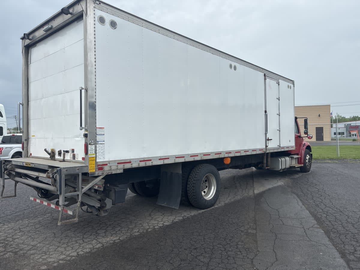 2022 Freightliner M2 106 in Syracuse, NY — photo 4