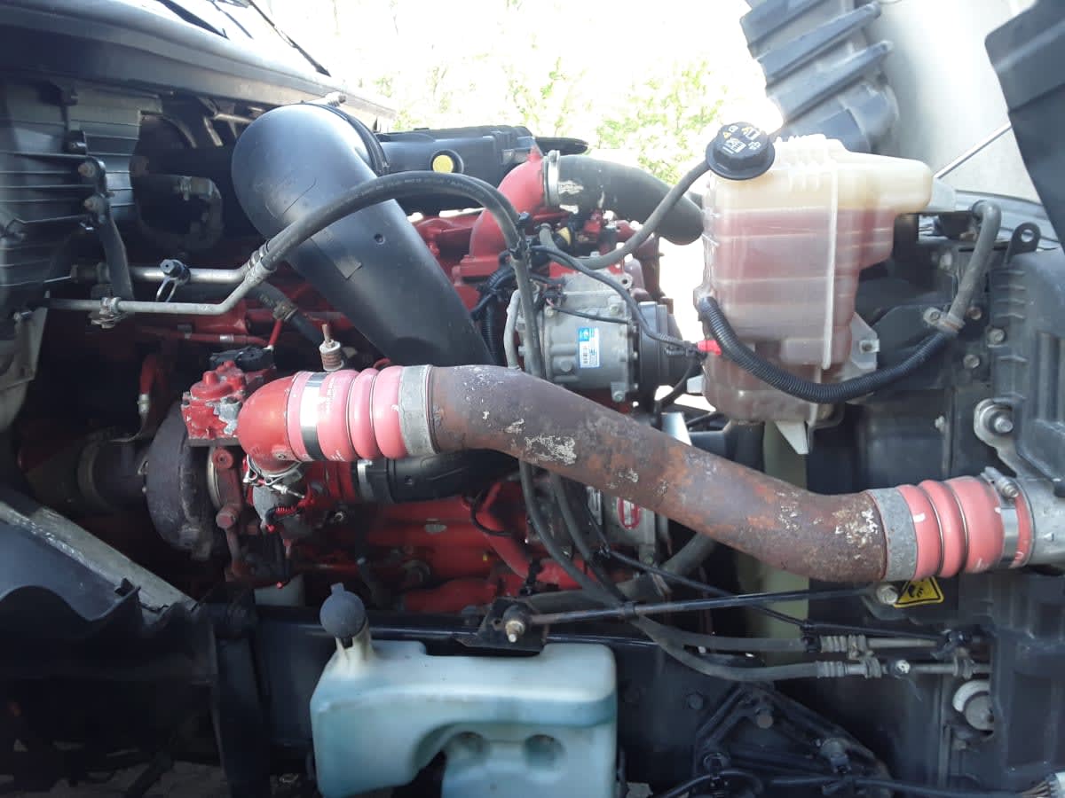 2022 Navistar International LT625 DAYCAB T/A 563617