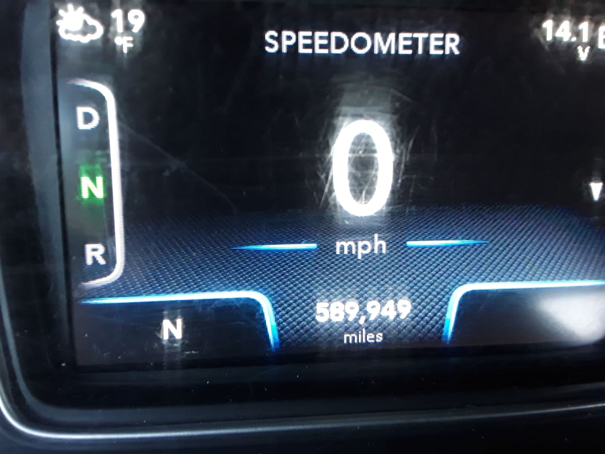 2022 Navistar International LT625 DAYCAB T/A 563622