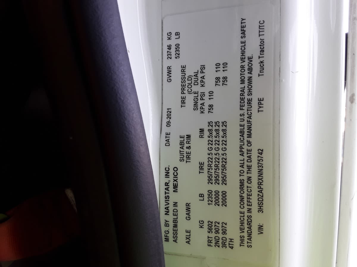 2022 Navistar International LT625 DAYCAB T/A 563622