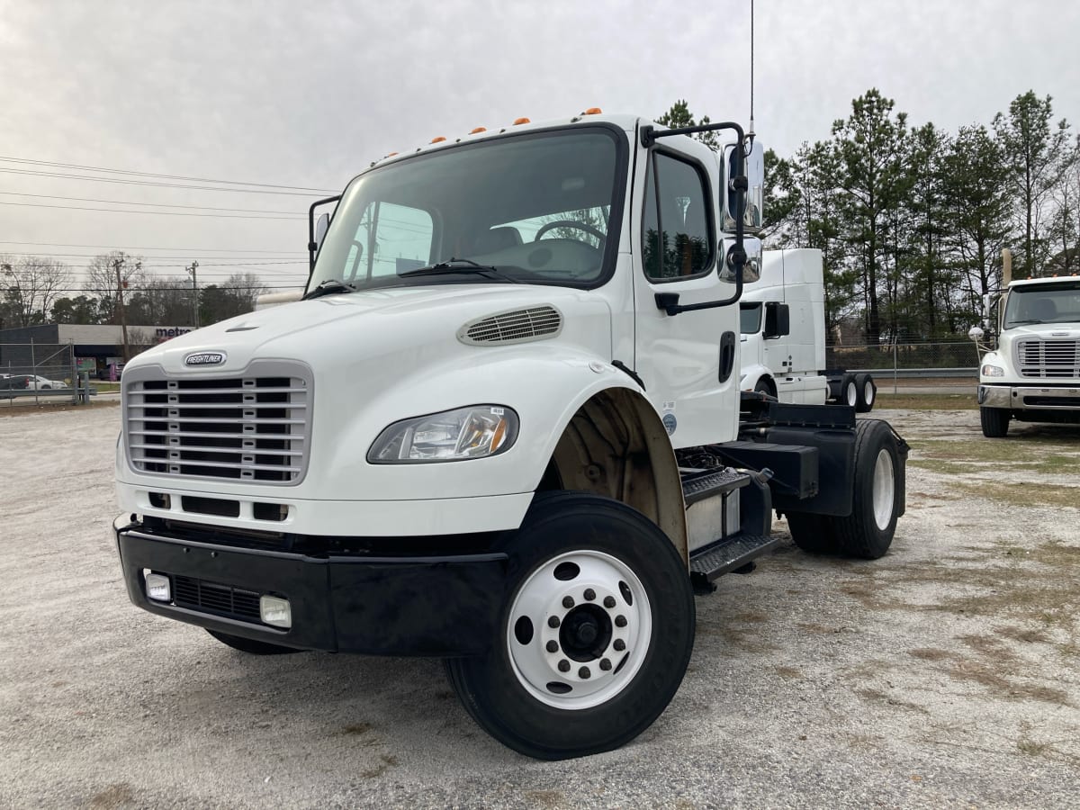 2015 Freightliner/Mercedes M2 106 563994