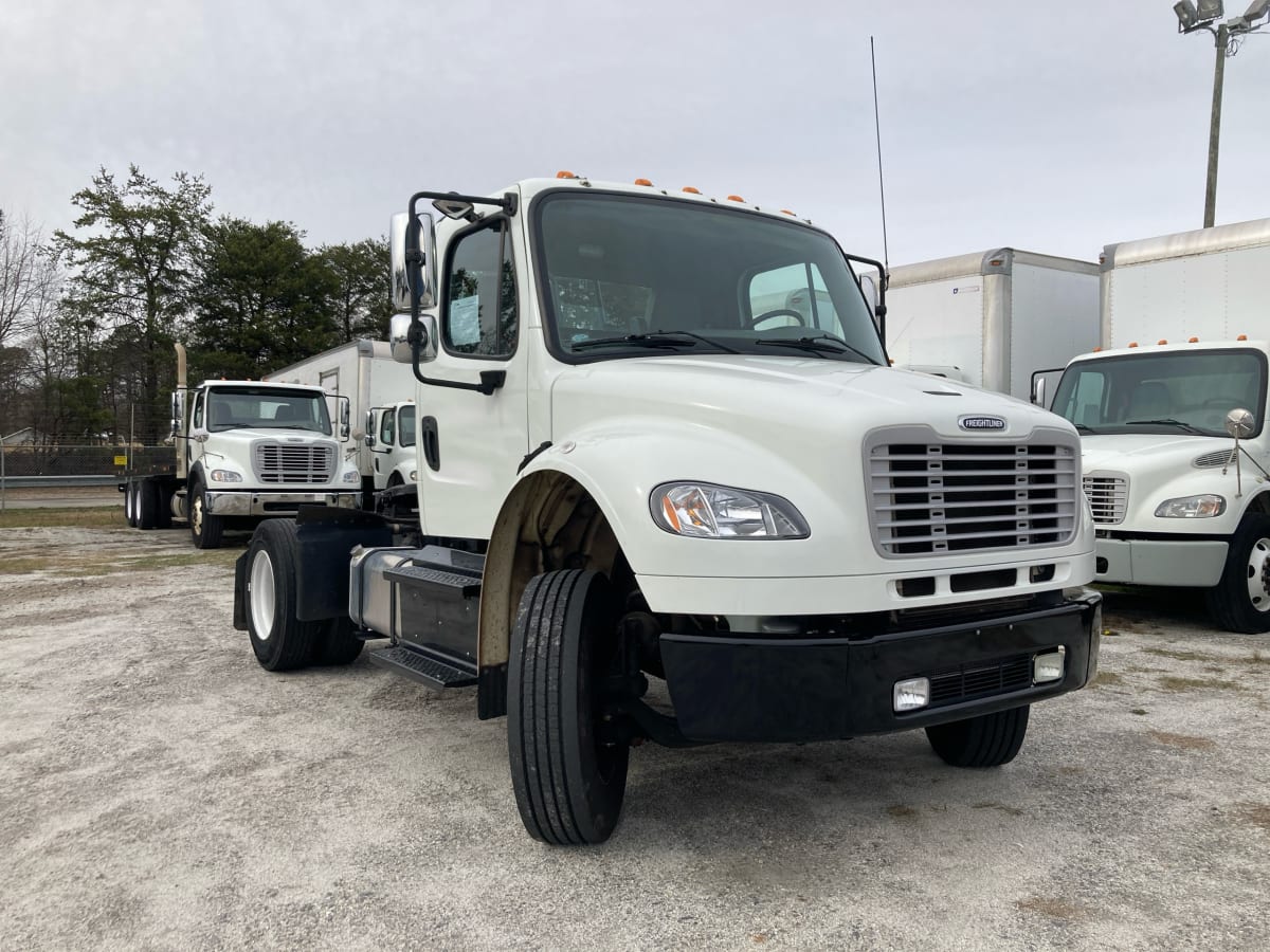 2015 Freightliner/Mercedes M2 106 563994