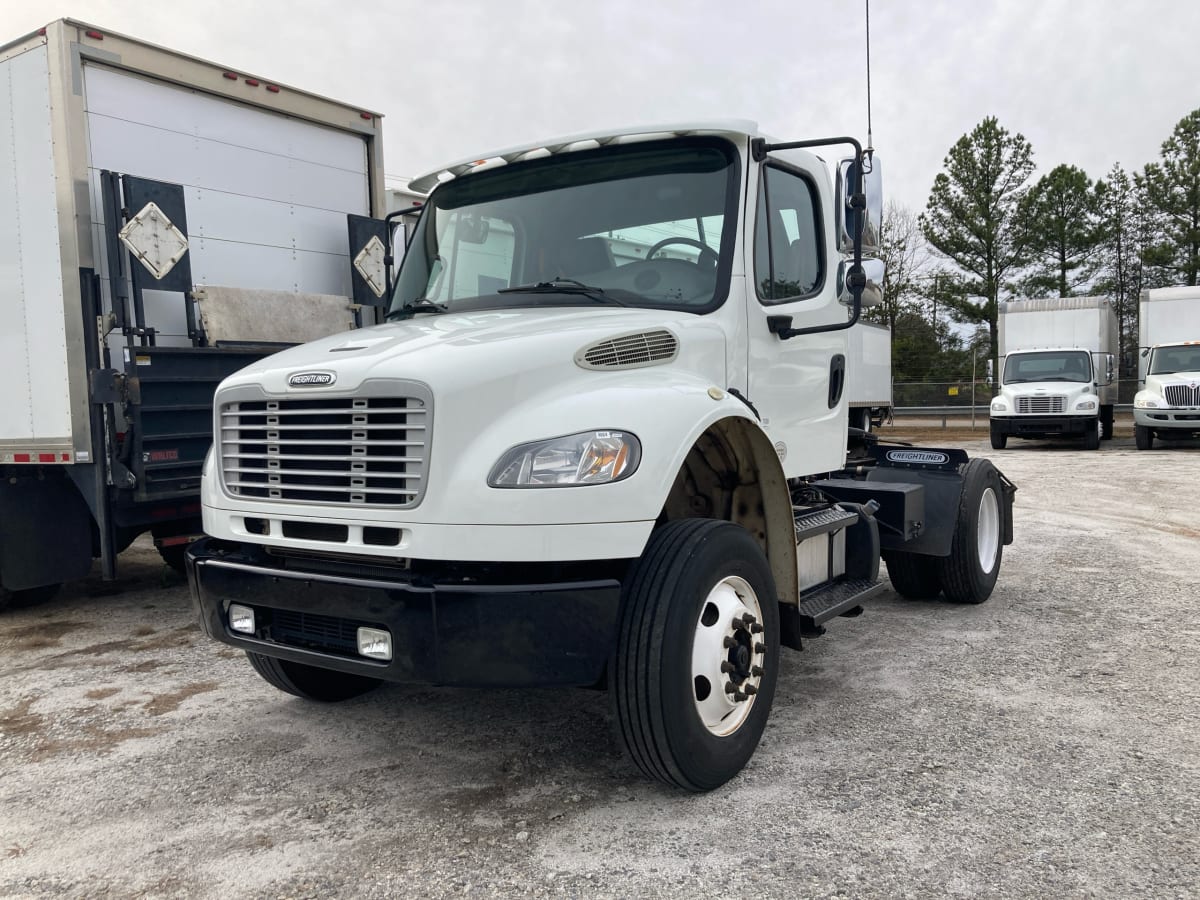 2015 Freightliner/Mercedes M2 106 563995