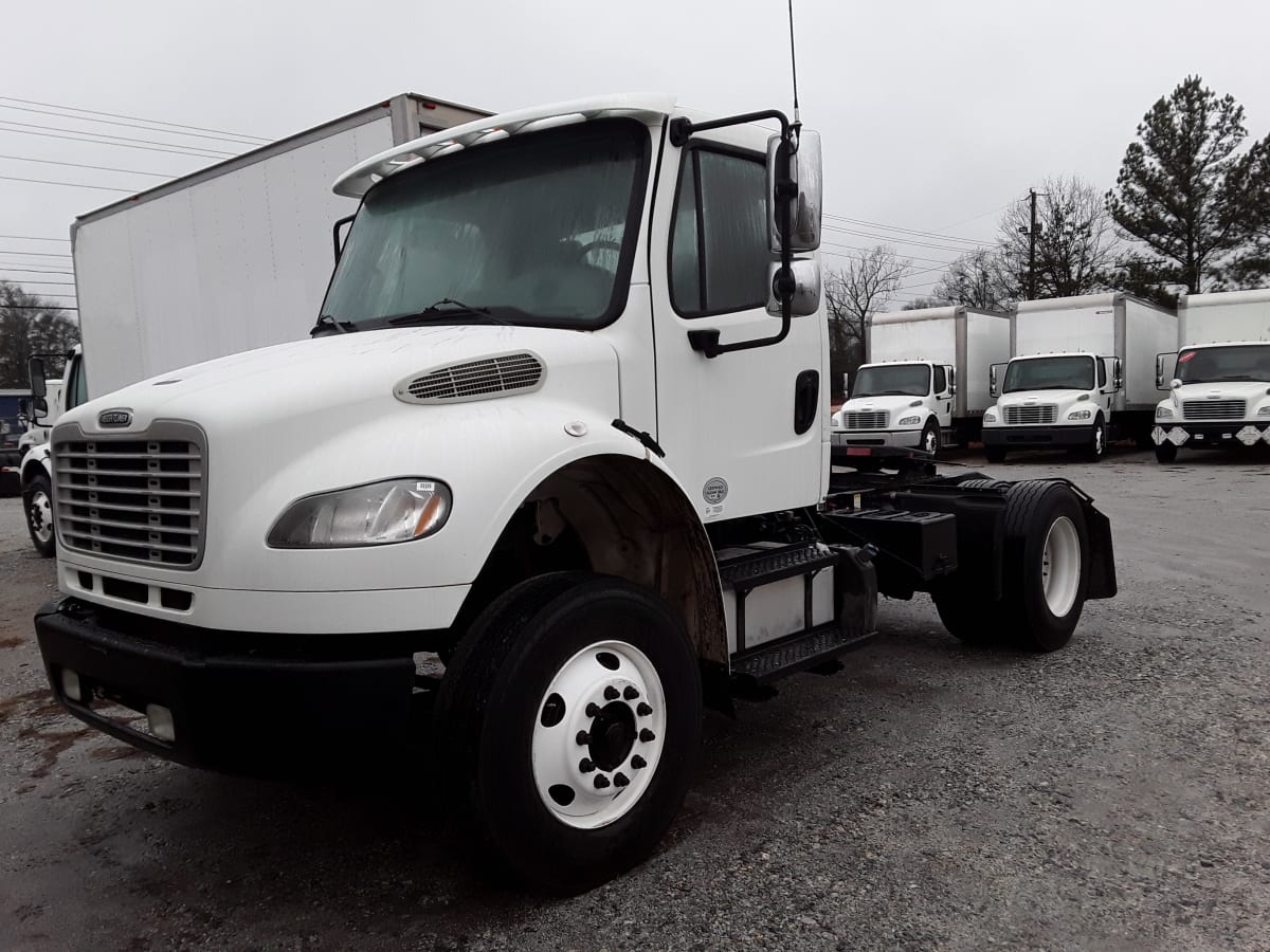 2015 Freightliner/Mercedes M2 106 563996