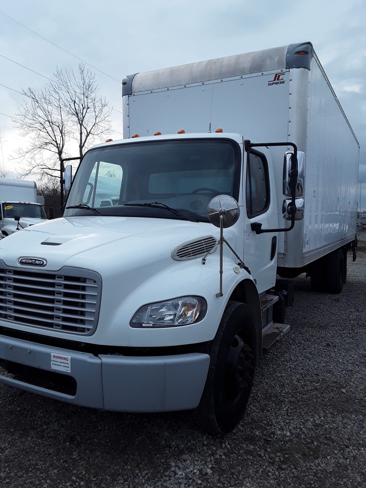 2015 Freightliner/Mercedes M2 106 563999