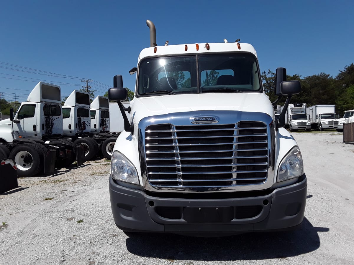 2015 Freightliner/Mercedes CASCADIA 125 564069