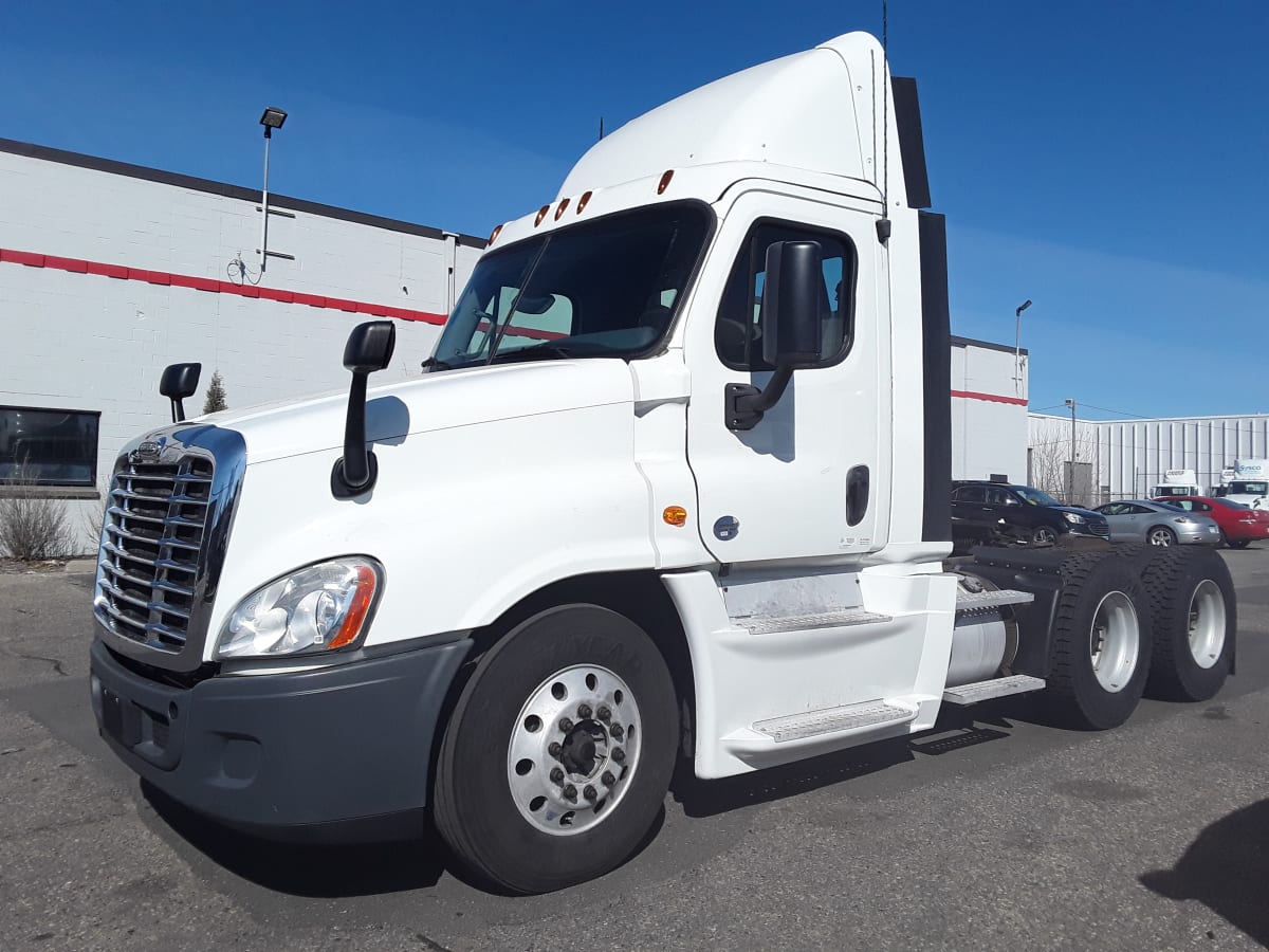 2015 Freightliner/Mercedes CASCADIA 125 564087