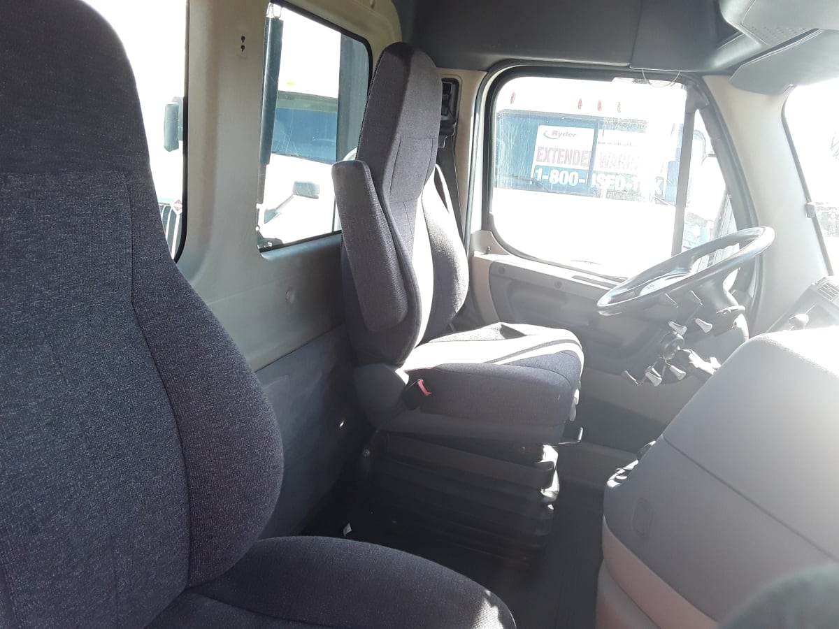 2015 Freightliner/Mercedes CASCADIA 125 564087