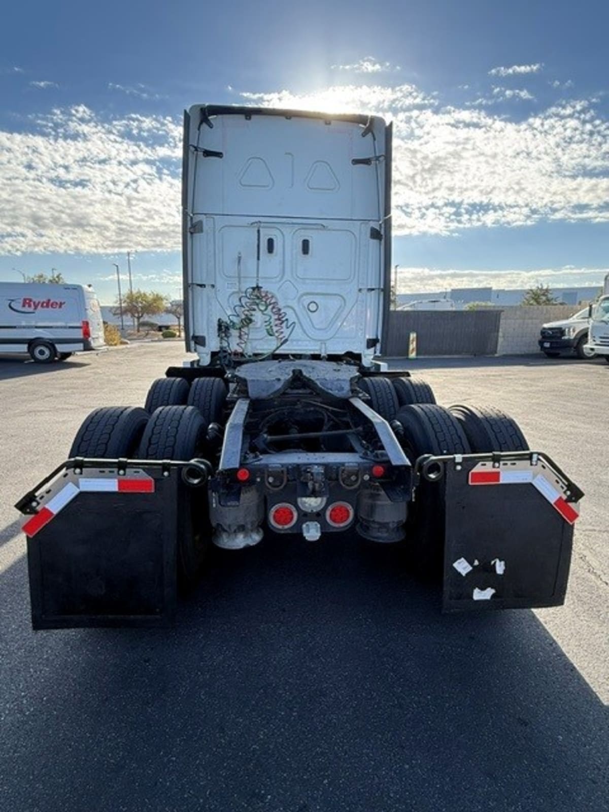2022 Freightliner Cascadia in North Las Vegas, NV — photo 5