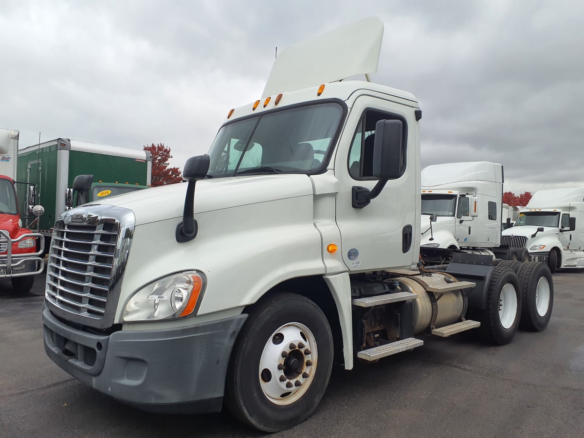 2015 Freightliner/Mercedes CASCADIA 125 564527