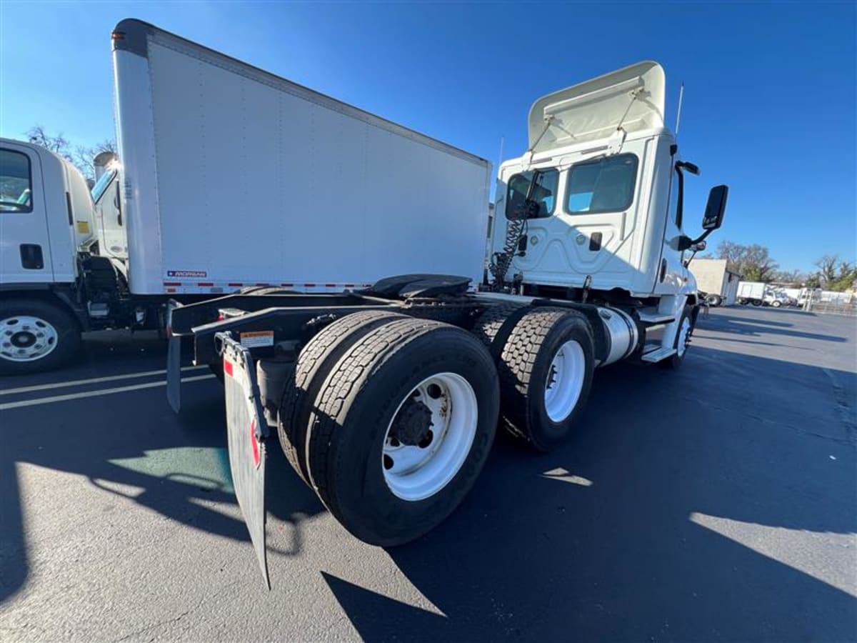 2014 Freightliner/Mercedes CASCADIA 125 565480