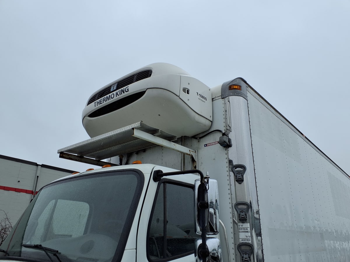 2015 Freightliner/Mercedes M2 106 565871