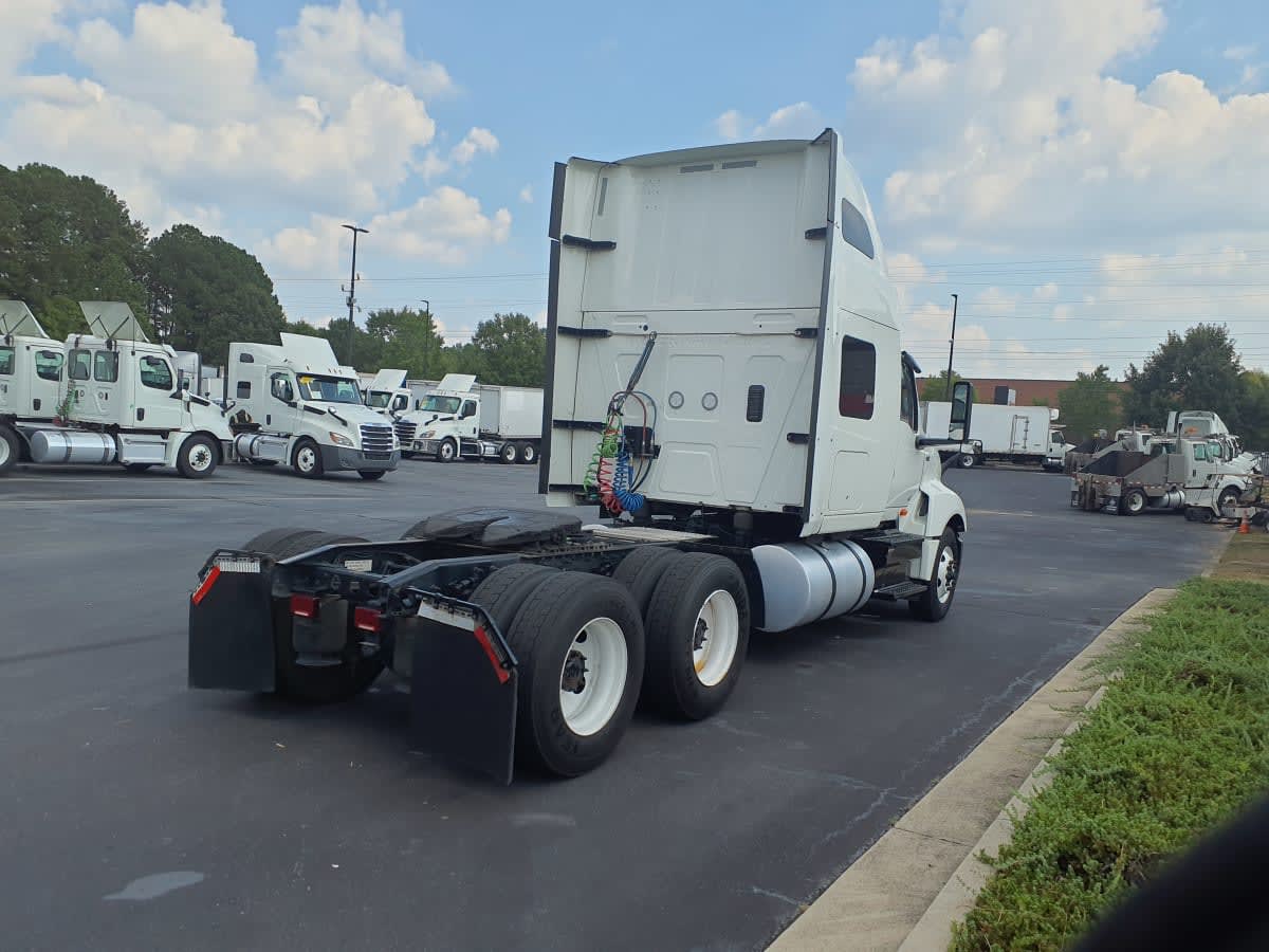 2022 International LT in Atlanta, GA — photo 4