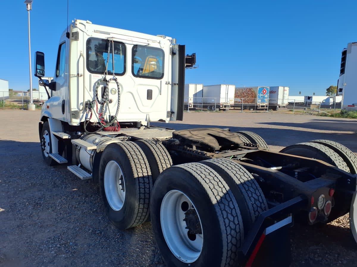 2015 Freightliner/Mercedes CASCADIA 113 567149