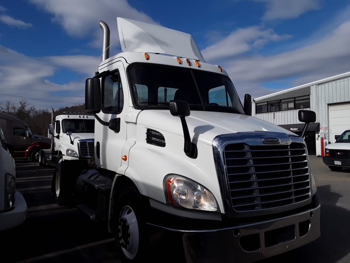 2015 Freightliner/Mercedes CASCADIA 113 567732