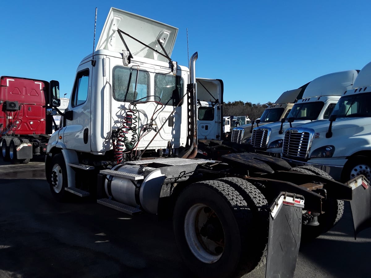 2015 Freightliner/Mercedes CASCADIA 113 567741