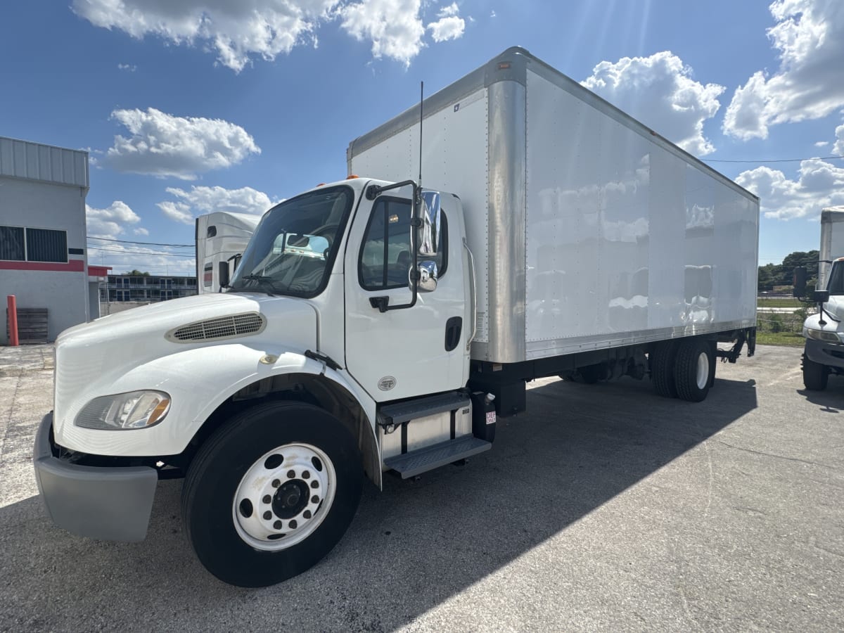 2015 Freightliner/Mercedes M2 106 567813