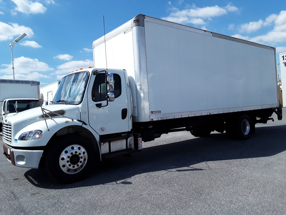 2015 Freightliner/Mercedes M2 106 568395