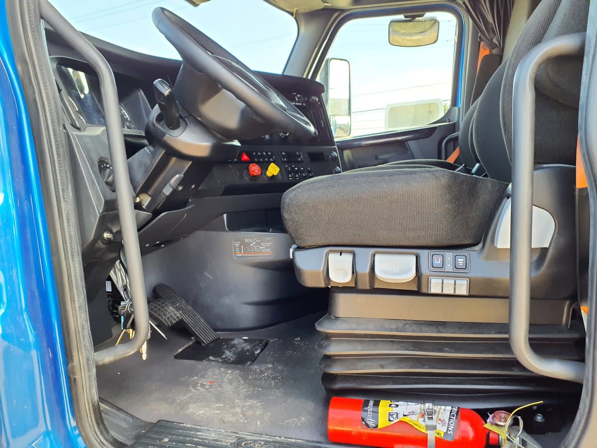 2022 Freightliner/Mercedes NEW CASCADIA PX12664 569072