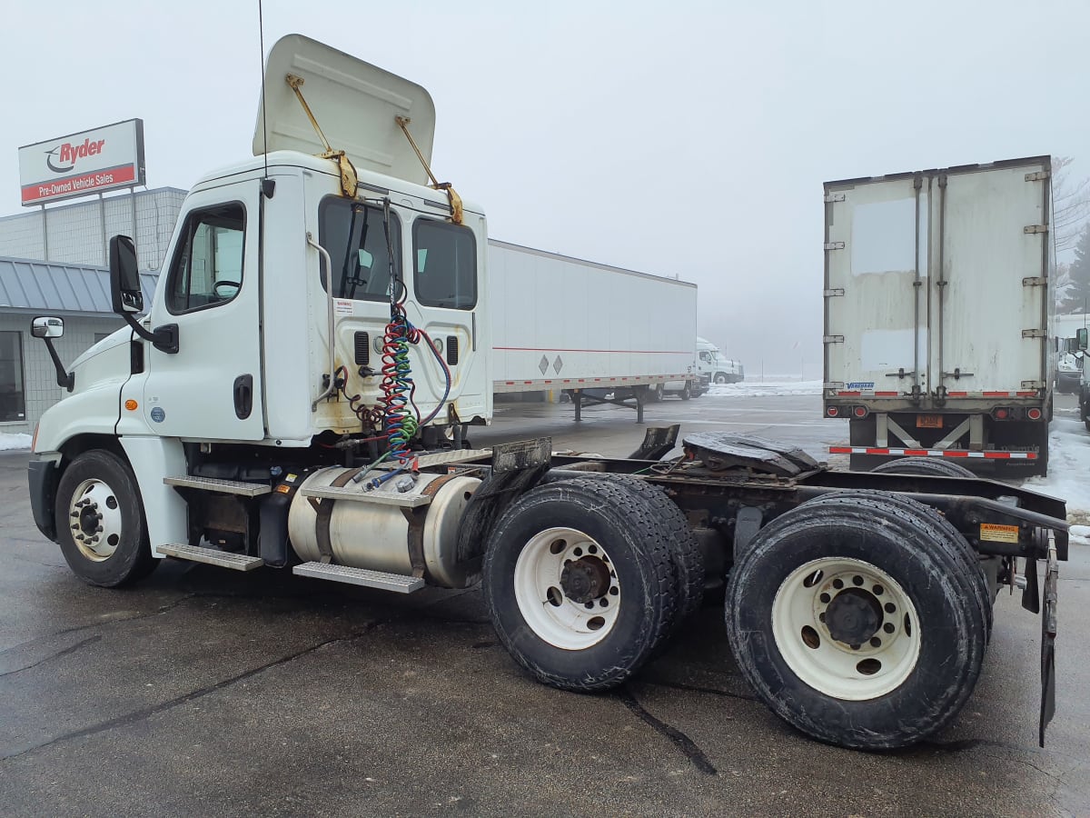 2014 Freightliner/Mercedes CASCADIA 125 569207