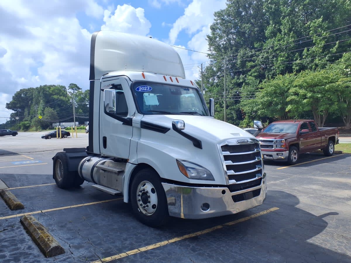 2023 FREIGHTLINER/MERCEDES CASCADIA PX12642ST 570022 2023 FREIGHTLINER/MERCEDES CASCADIA PX12642ST 570022