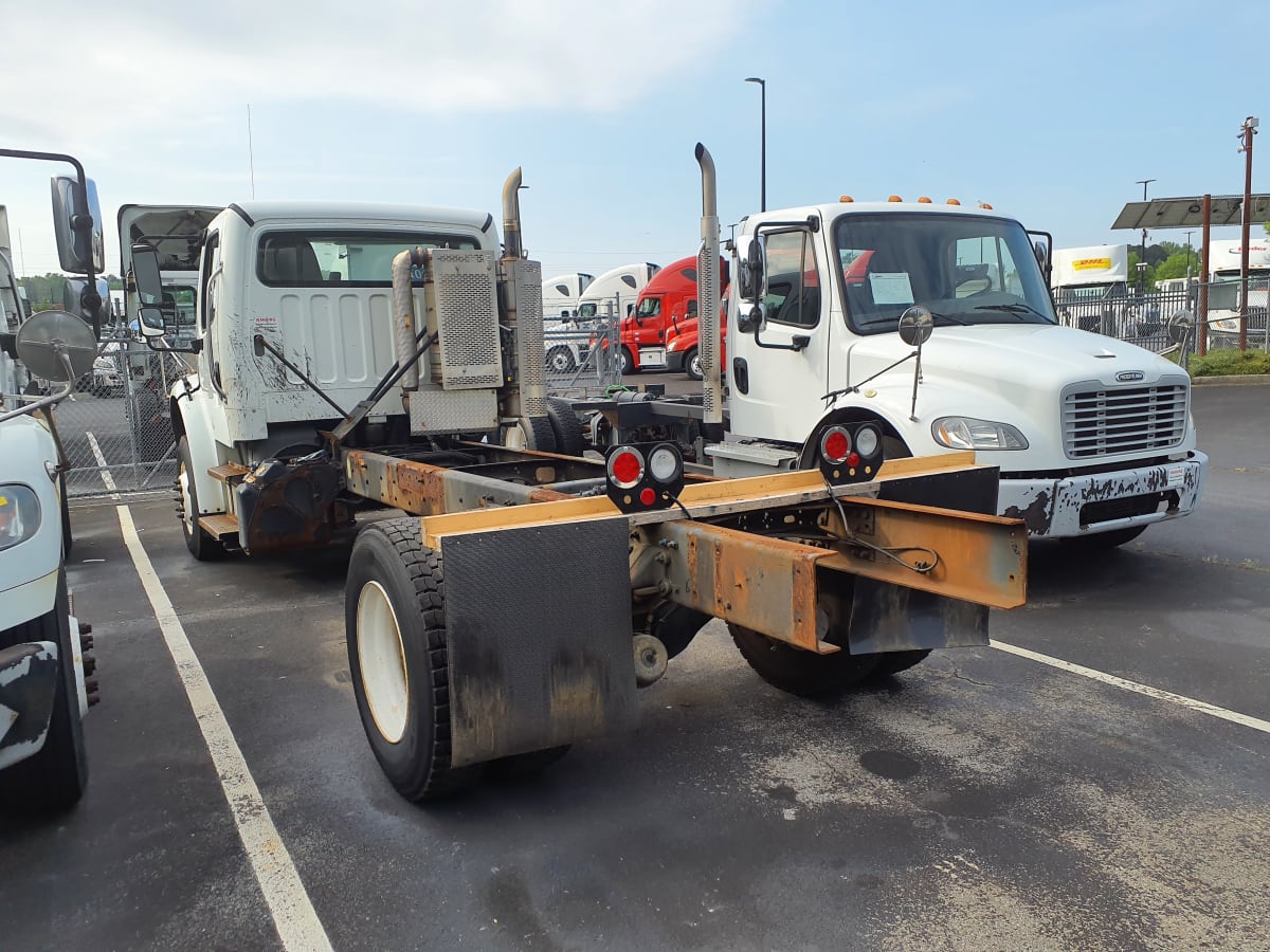 2015 Freightliner/Mercedes M2 106 570199