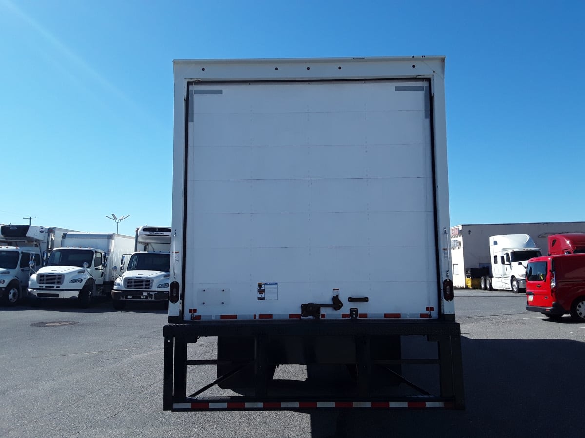 2023 Freightliner/Mercedes M2 106 570202