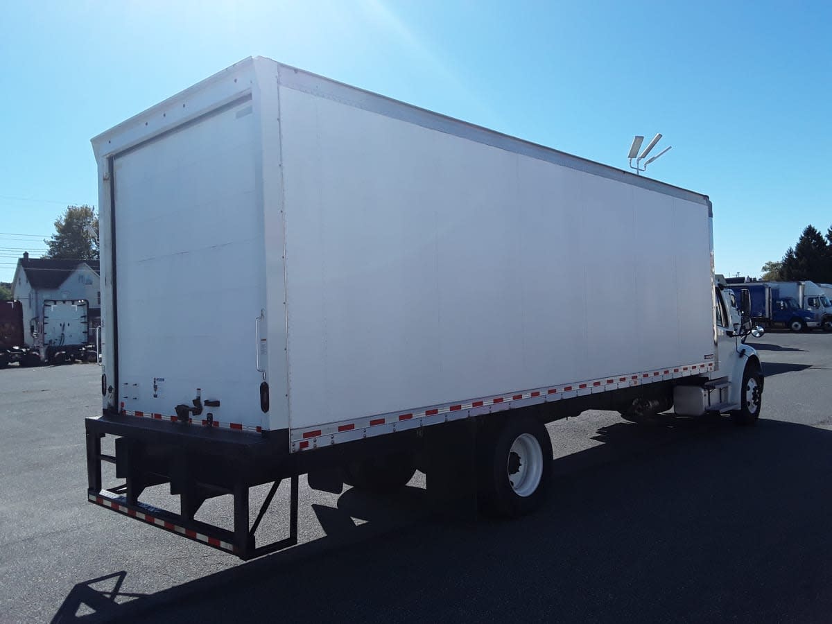 2023 Freightliner/Mercedes M2 106 570202