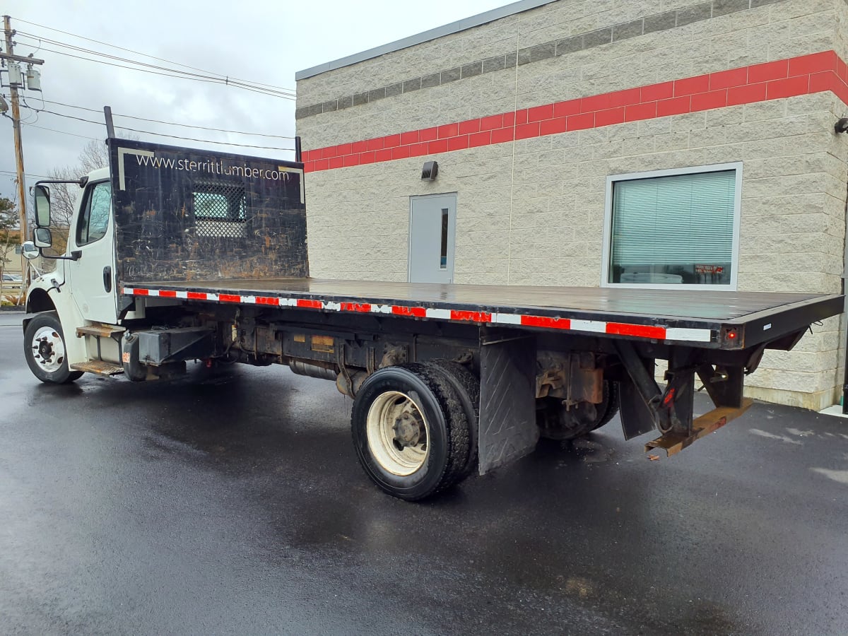 2015 Freightliner/Mercedes M2 106 570233