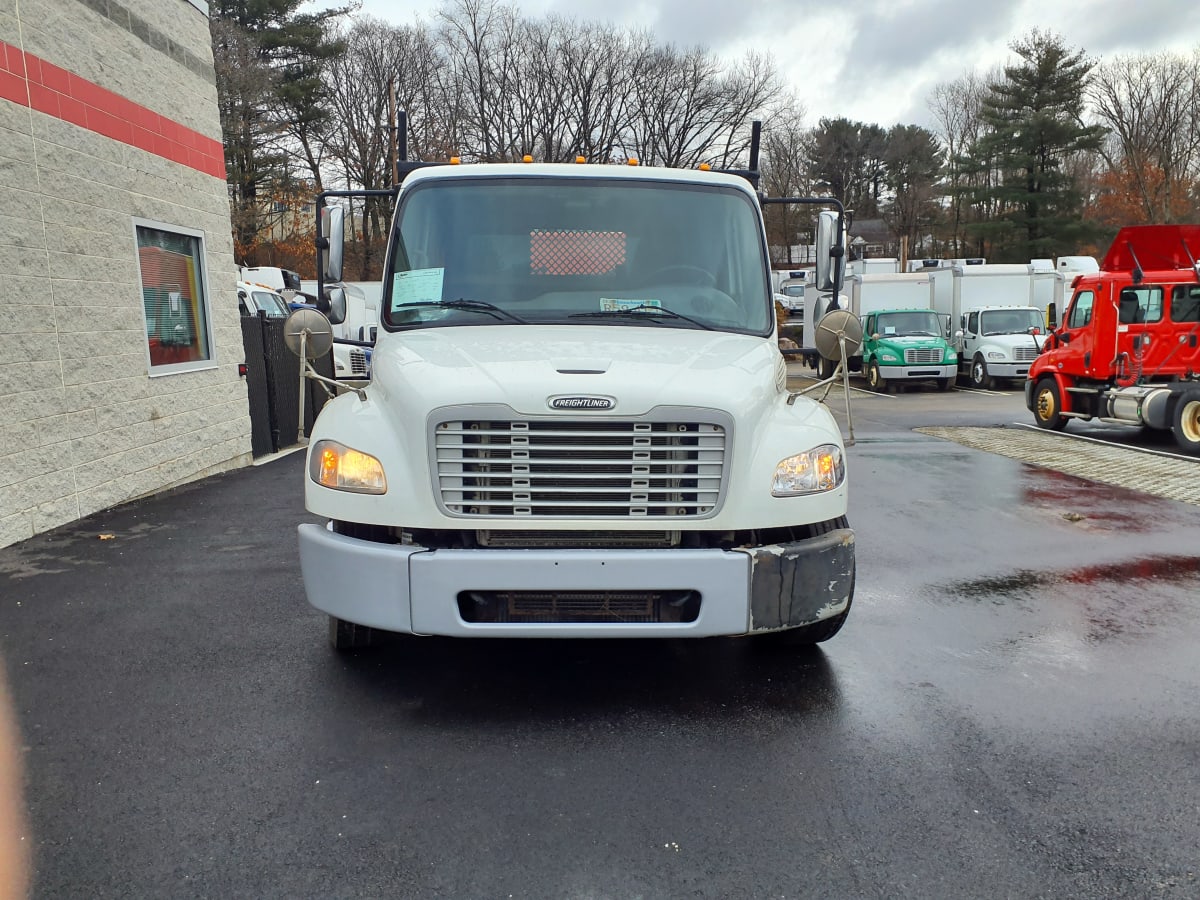 2015 Freightliner/Mercedes M2 106 570233