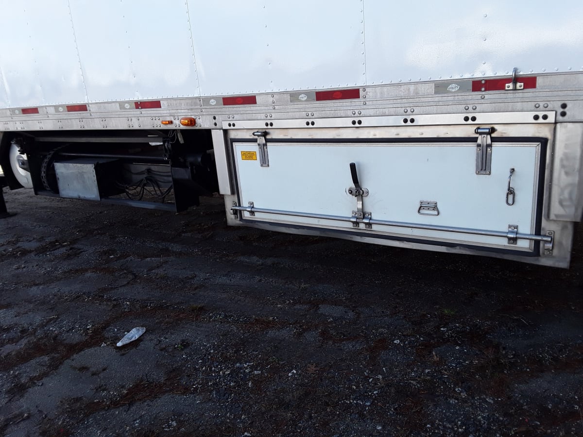 2015 Utility Trailers VS2RA 48/162/102 571218