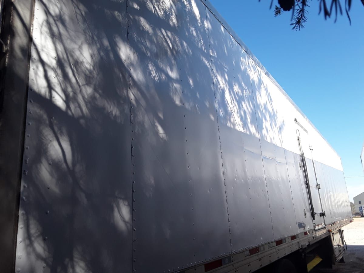 2015 Utility Trailers VS2RA 48/162/102 571238