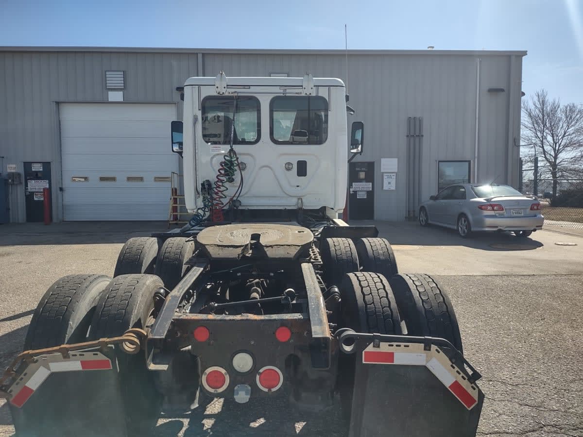2014 Freightliner/Mercedes CASCADIA 125 571312