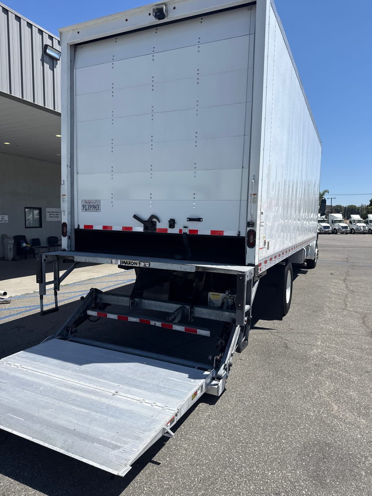2022 Freightliner M2 106 in Pomona, CA — photo 6