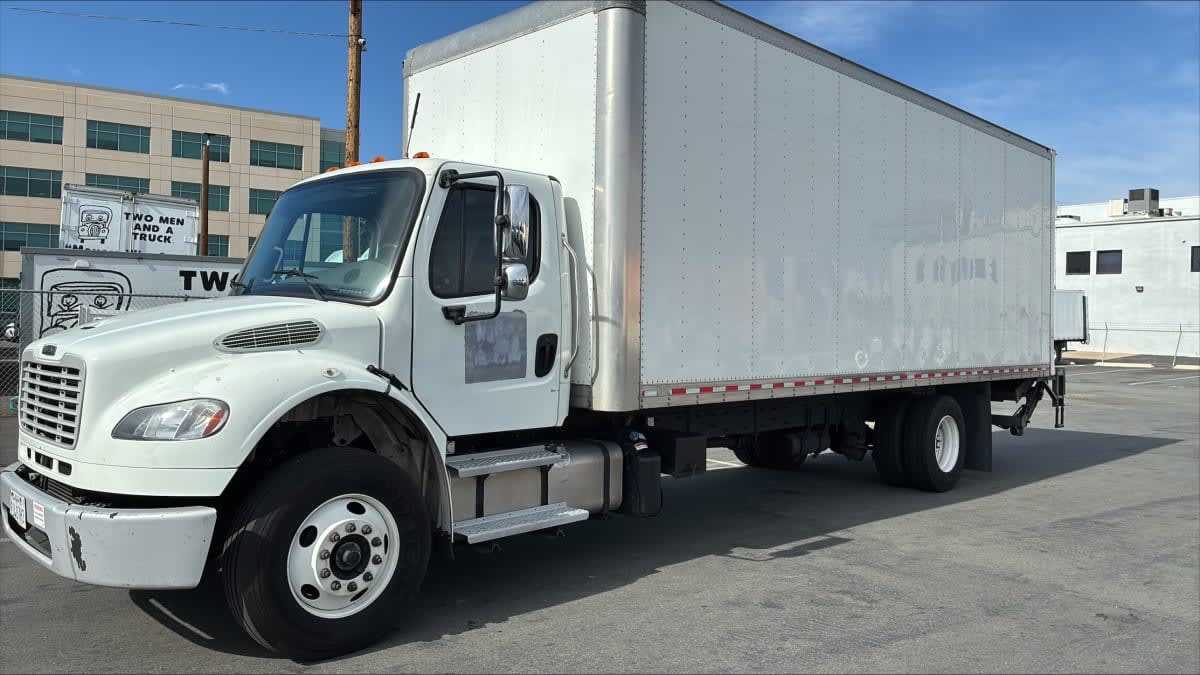 2022 Freightliner/Mercedes M2 106 571690