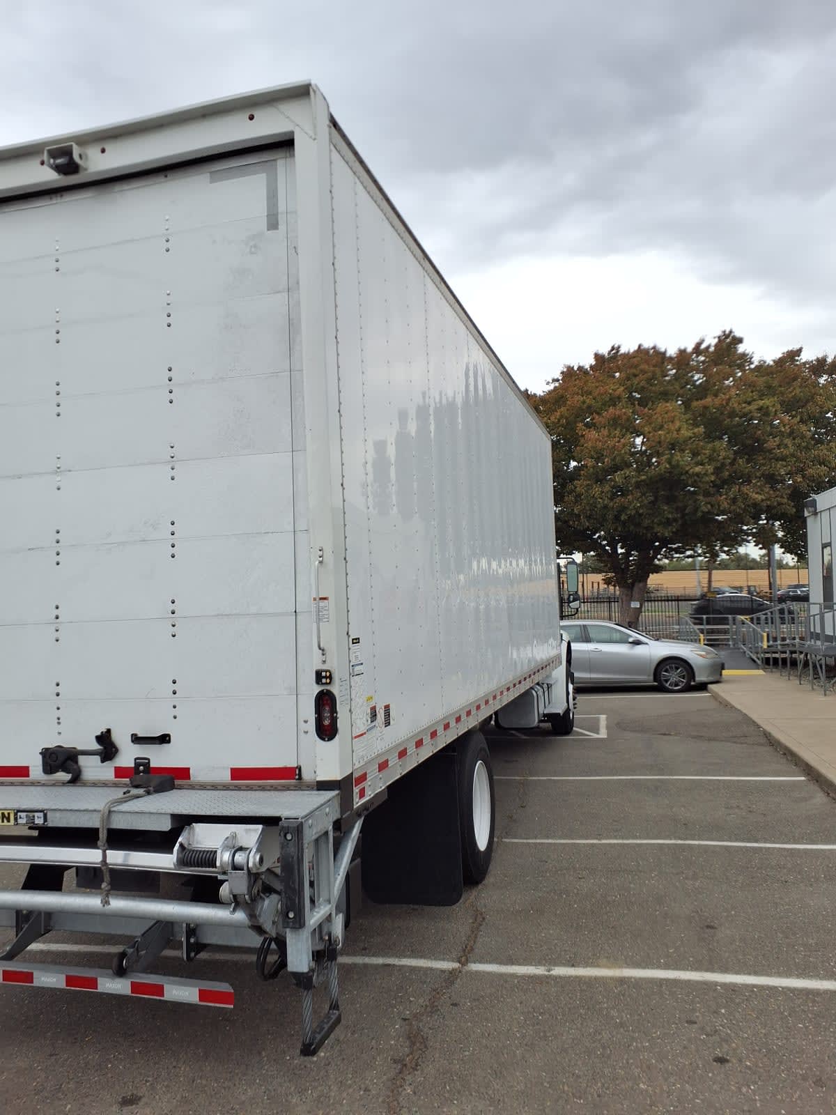 2022 Freightliner M2 106 in West Sacramento, CA — photo 4