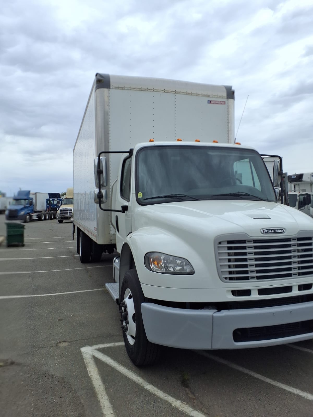 2022 Freightliner M2 106 in West Sacramento, CA — photo 3