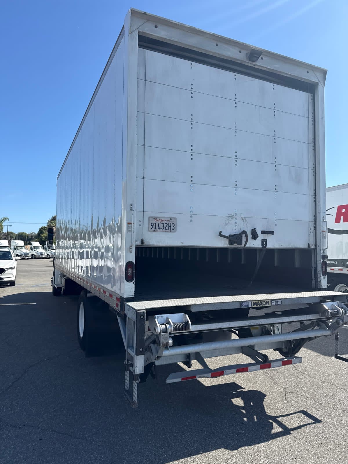 2022 Freightliner M2 106 in Pomona, CA — photo 4